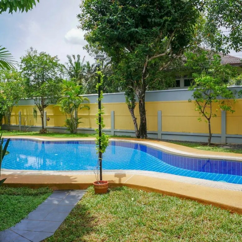 Happy Thai Villa