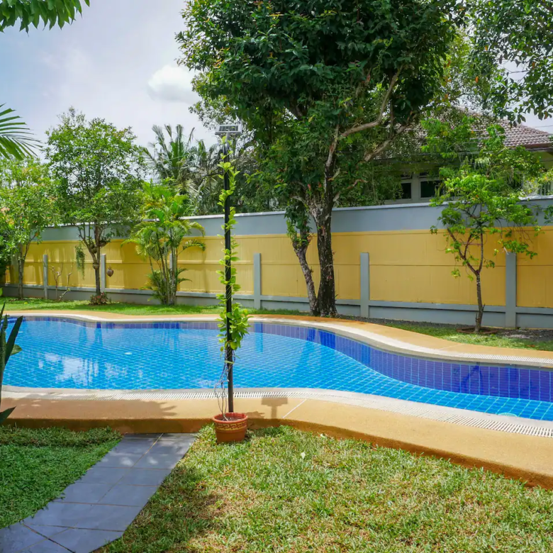 Happy Thai Villa