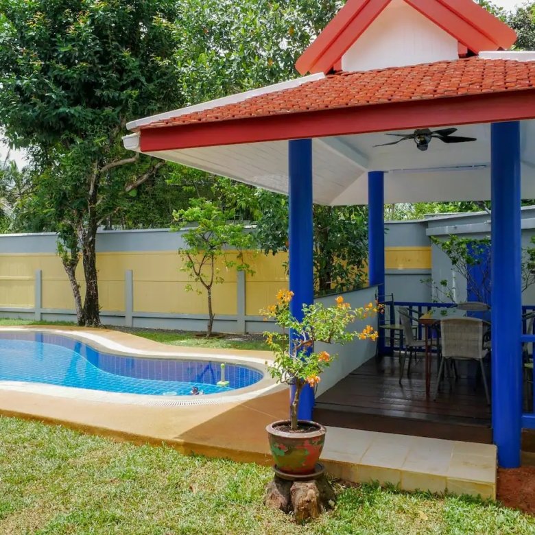 Happy Thai Villa