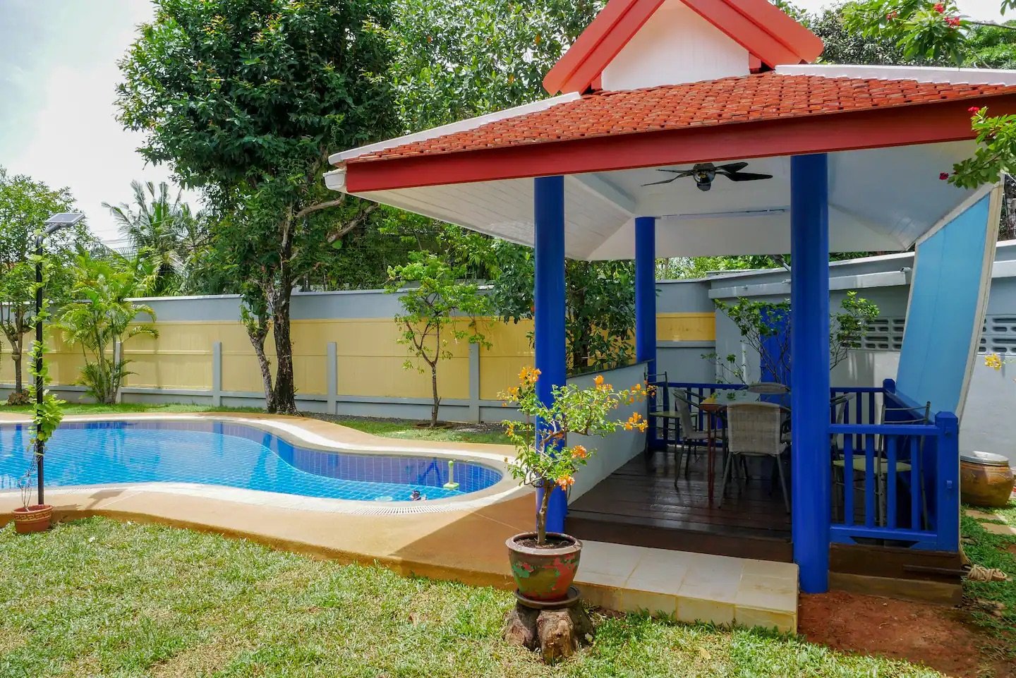 Happy Thai Villa